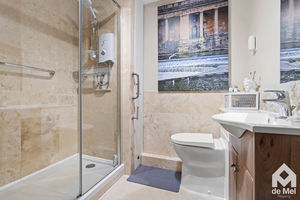 Photo 3- click for photo gallery